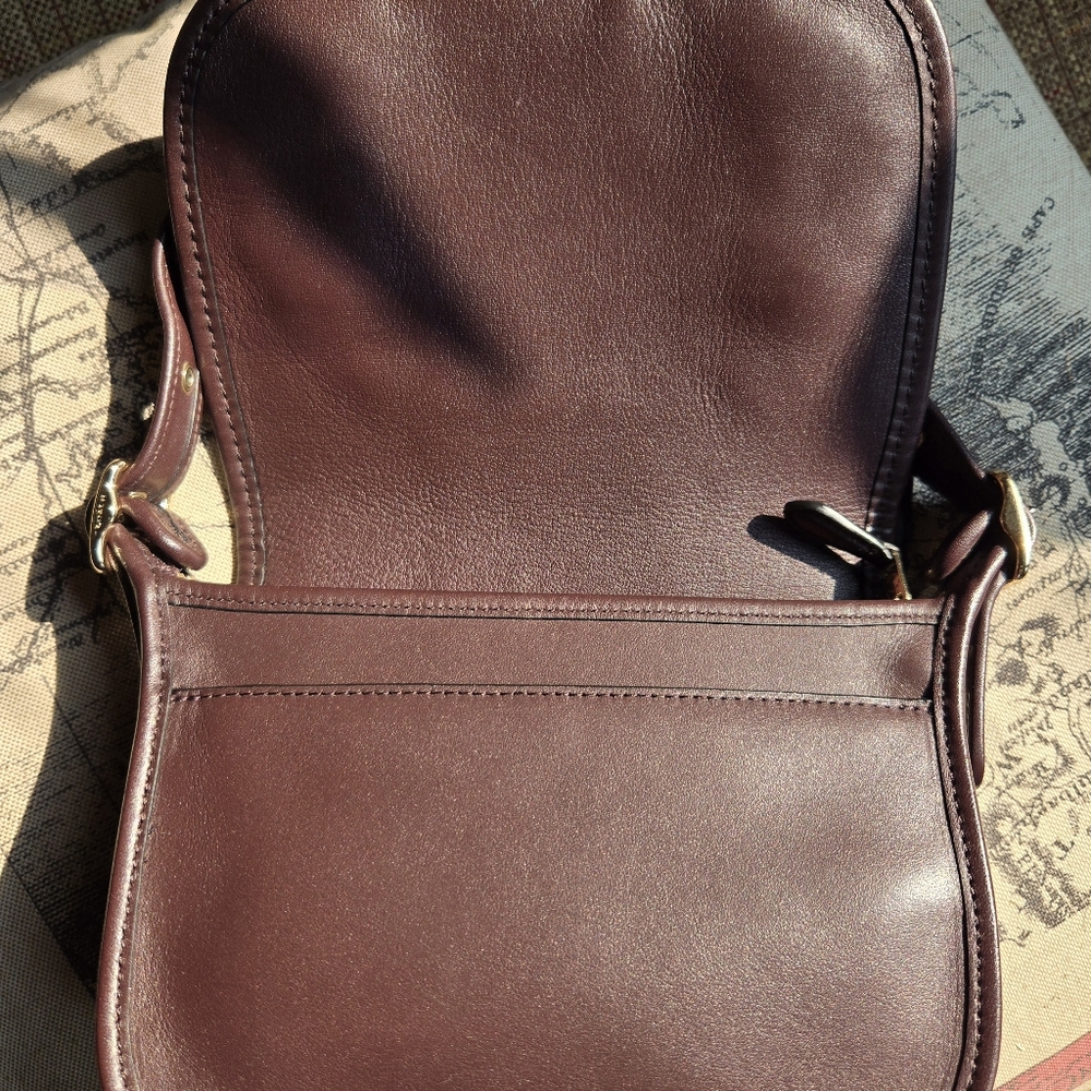COACH PATRICIA SADDLE BAG 18 VARSITY STRIP LEATHER W/FLORAL EMBROIDERY Oxblood - Picture 8 of 10